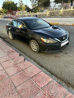 نيسان ألتيما